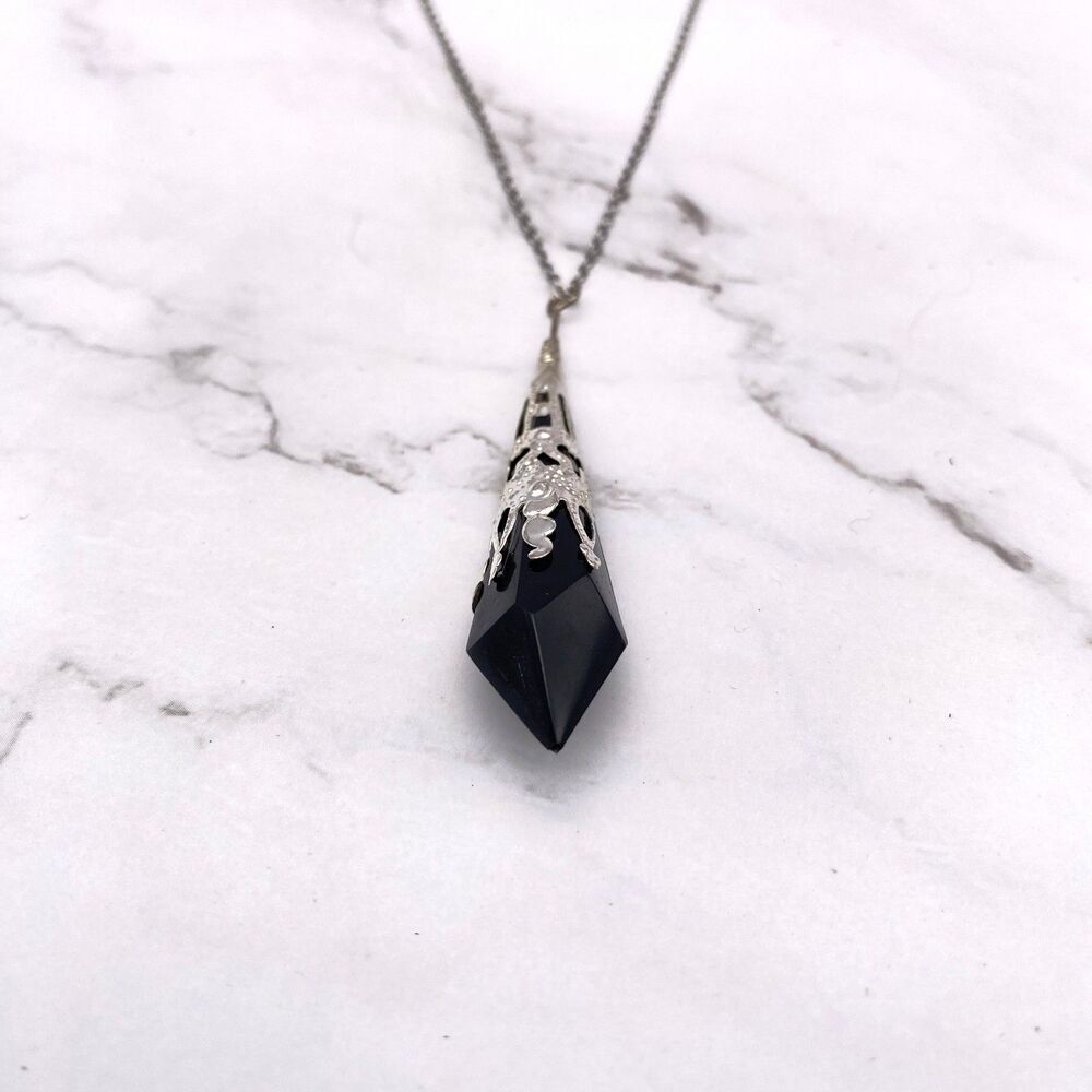 Black Resin Pendulum Necklace - Picture 2 of 10